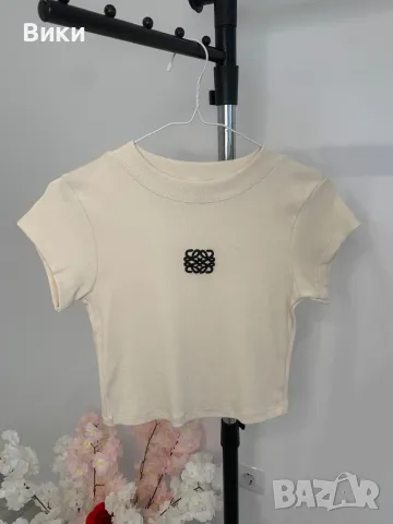 Къса тениска размер М нова