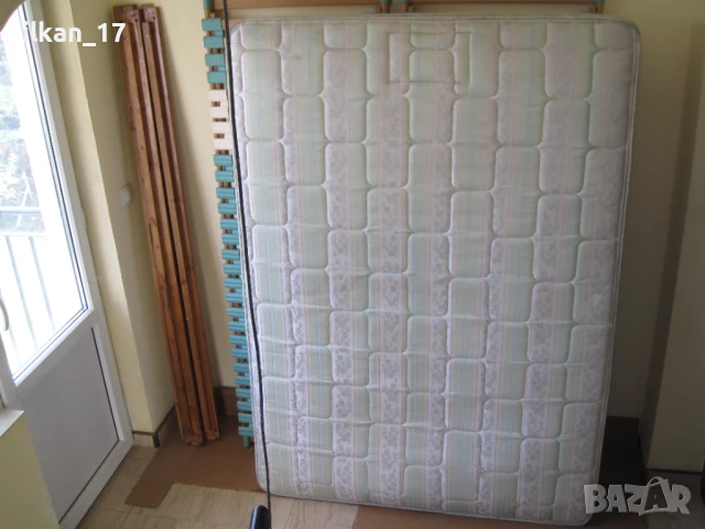 Матрак Внос от Англия 140 x190 x 22 сантиметра дебел за спалня 