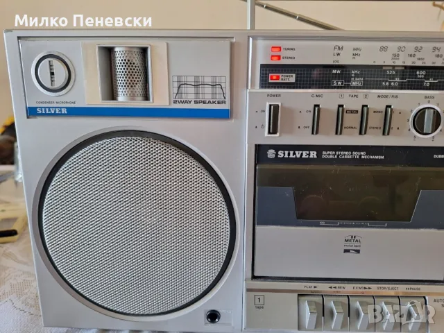 SILVER- STW 55 L BOOMBOX DOUBLE STEREO CASSETTE RADIO RECEIVER MADE IN JAPAN , снимка 3 - Радиокасетофони, транзистори - 47016527