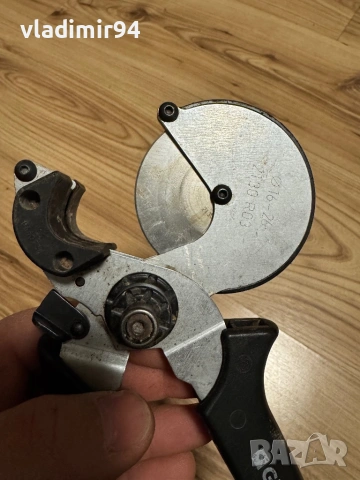 Geberit ножици за PE-Xc, снимка 3 - Други инструменти - 53163932