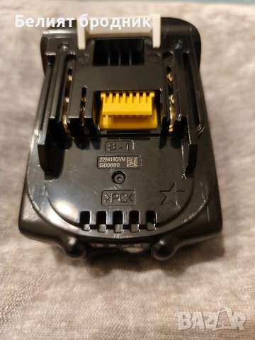 Акумулаторна батерия Makita BL1830B, снимка 2 - Винтоверти - 53831066