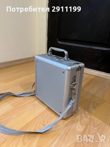 Малък алуминиев куфар Vanguard, снимка 4 - Куфари с инструменти - 52814533