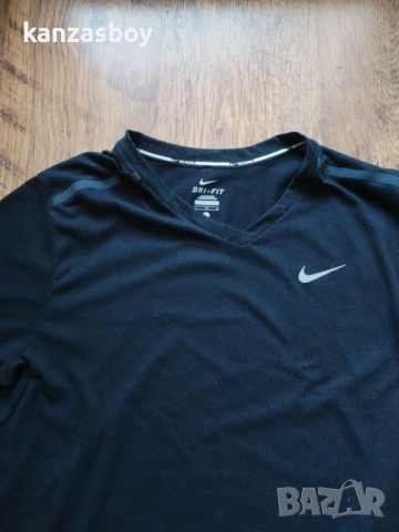 nike dri fit - страхотна мъжка тениска L, снимка 2 - Тениски - 53817180
