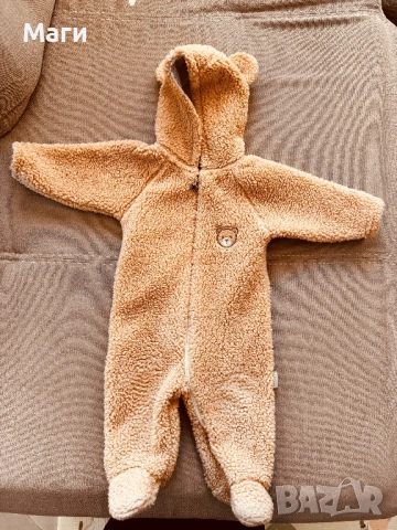 Бебешки Пухкав гащеризон с цип бежов с мече