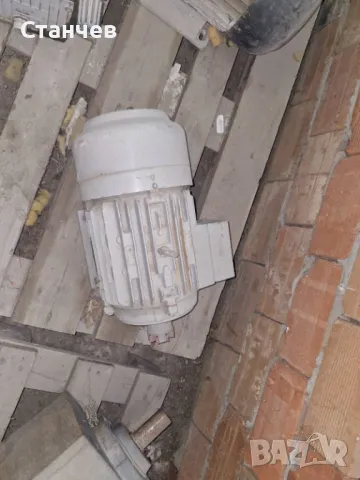 Трифазен асинхронен електродвигател 5.5 kW 1433 оборота