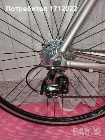 Шосеен велосипед Cannondale r700 Campagnolo, снимка 11 - Велосипеди - 54044781