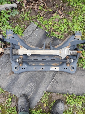 Преден мост Nissan Qashqai j11-2018- 1.2бензин-115кс, снимка 4 - Части - 53603867