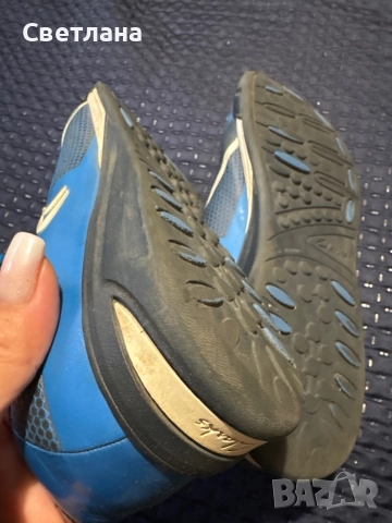 Бутонки. 40 номер. Clarks., снимка 4 - Детски маратонки - 51869130