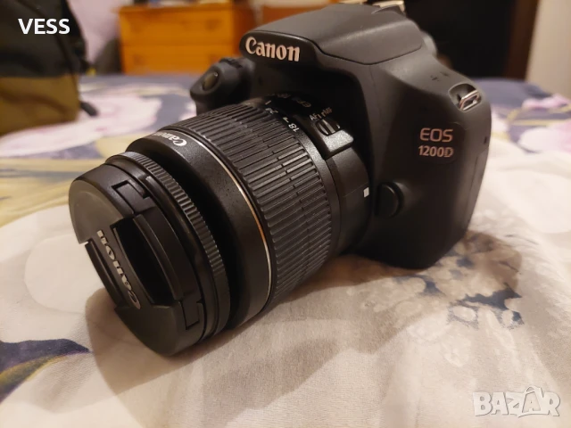 Фотоапарат CANON EOS 1200D, снимка 1