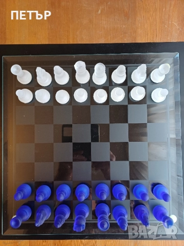 Шах фигури от стъкло игрално поле 38х38 Цар 7.5 см .пешки 4 см чисто нов не е играно със него  , снимка 4 - Шах и табла - 52525989