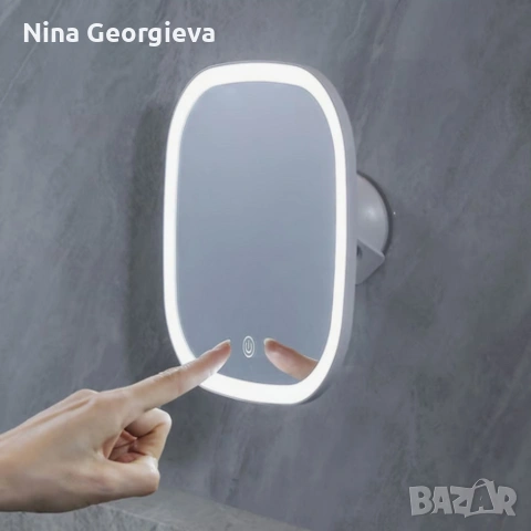 LED козметично огледало за грим Luigi Ferrero FR- 805M 20x20 cm, снимка 3 - Други стоки за дома - 53853314