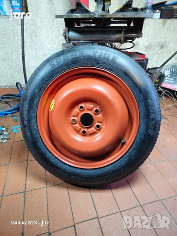 Патерица Suzuki Vitara