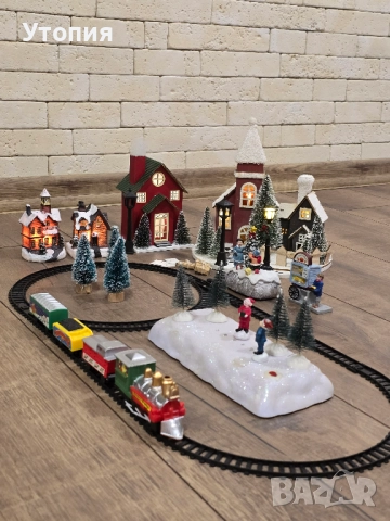 Коледен град със светлини и влакче, снимка 2 - Декорация за дома - 52829897