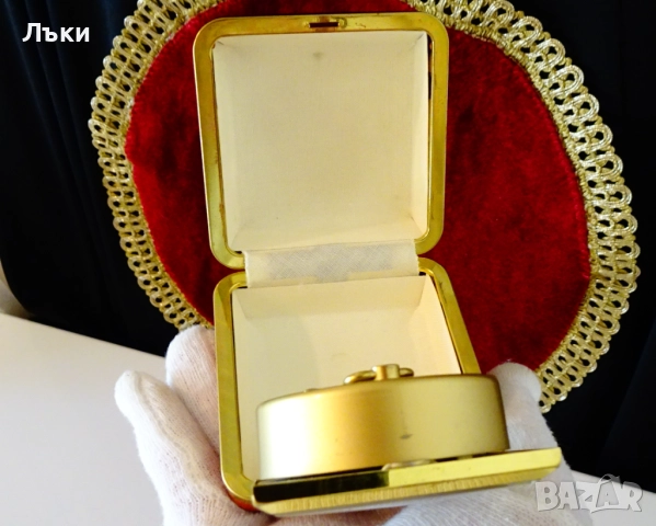 Europa механичен настолен часовник будилник,рубини,кожа. , снимка 5 - Антикварни и старинни предмети - 51826154