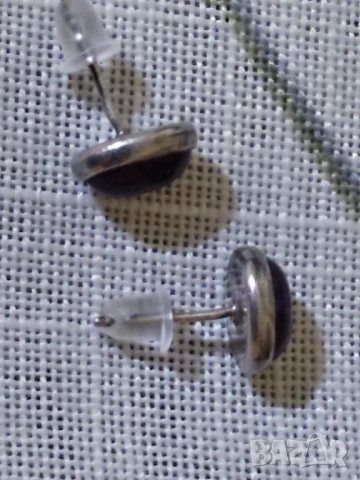 Малки сребърни обеци на винт, снимка 2 - Обеци - 54084059
