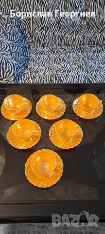 Сервиз за кафе Fire King USA , снимка 2 - Сервизи - 53620766