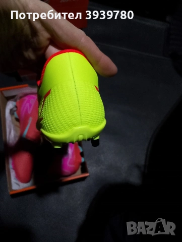 футболни обувки Nike оригинални ! номера 44/43/42/39, снимка 3 - Маратонки - 53035422