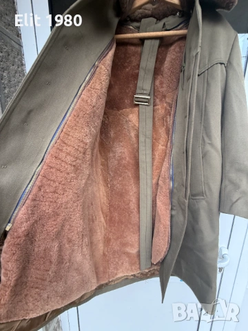 Продавам офицерски шлифери , снимка 2 - Антикварни и старинни предмети - 52527524