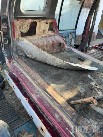 Suzuki vitara 1.6, снимка 16 - Автомобили и джипове - 51861616