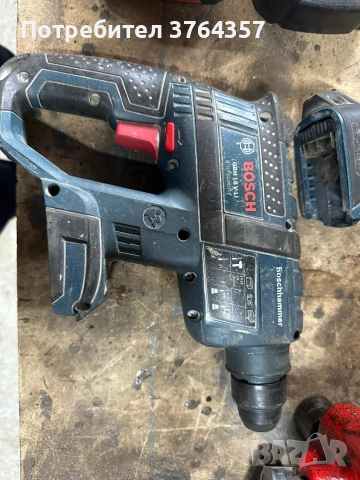 Bosch Professional 18V комплект – GBH 18 V-LI + GSA 18 V-LI C + 3 батерии + зарядно, снимка 5 - Други инструменти - 53521833