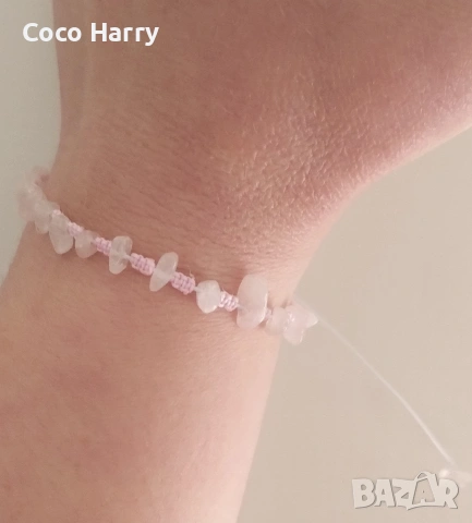 Гривна с розов и бял кварц,ръчно изработена 