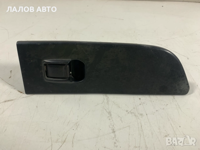 Задно ляво капаче бутон ел стъкла Нисан Терано 2 Zadno lqvo kapache buton el stukla Nissan Terrano 2