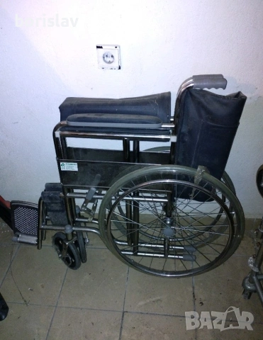 Сгъваема инвалидна количка