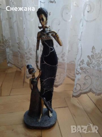 Красива африканска статуетка на майка и дъщеря, снимка 2 - Антикварни и старинни предмети - 45857310