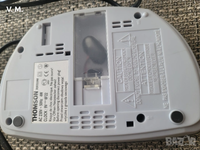 THOMSON RR60M радио будилник от Германия, снимка 2 - Радиокасетофони, транзистори - 54208588