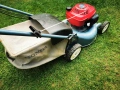 Honda Самоходна бензинова косачка 46см, снимка 6