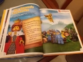 LEGO - Лего годишник от 2015 , 2016 и 2017 година, снимка 13