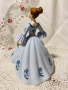 порцеланова статуетка , снимка 3