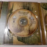 ЕДИН ФИЛМ THE LORD OF THE RINGS АНГЛИЙСКО ИЗДАНИЕ БЕЗ БГ СУБТИТРИ , снимка 13 - CD дискове - 45546343