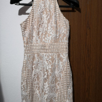 Дамска официална рокля в телесен цвят , снимка 1 - Рокли - 44956360