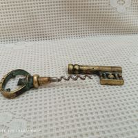 Стар бронзов ключ-тирбушон, снимка 5 - Антикварни и старинни предмети - 45765287