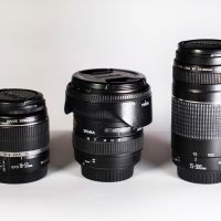 Canon 550D с китов обектив и множество допълнителни аксесоари, снимка 5 - Фотоапарати - 45413559