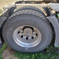 Деференциални гуми за камион 295/80/22.5, снимка 5 - Гуми и джанти - 45022132