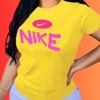 NIKE дамска жълта тениска , дамски тениски, снимка 1 - Тениски - 45753881