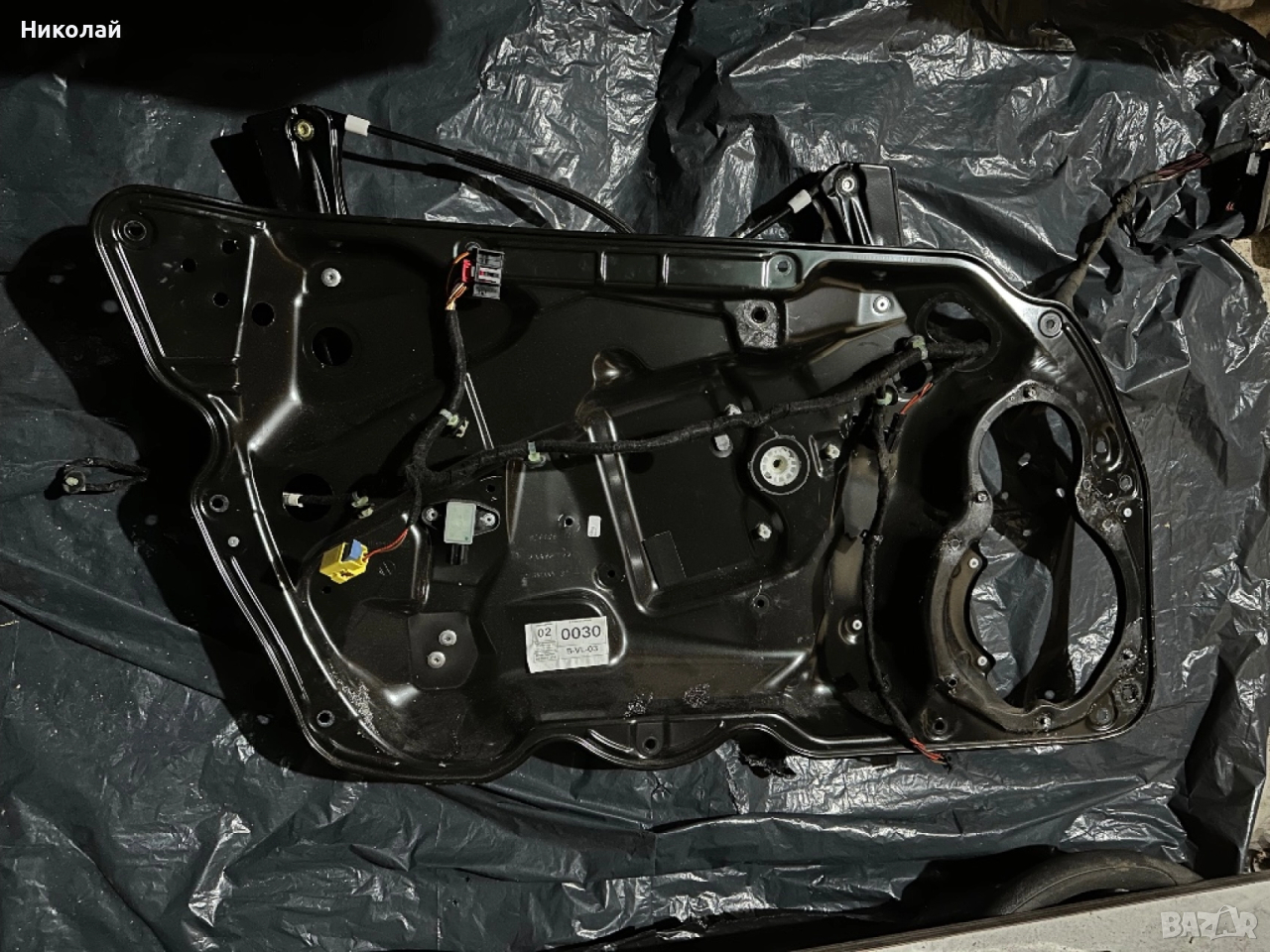 VW Passat B7 комби Стъклоповдигащ механизъм врата предна лява  2010-2014, снимка 1