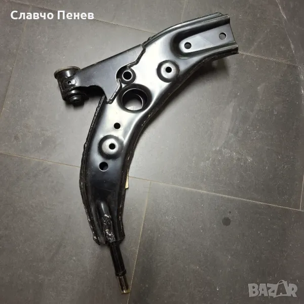 Носач преден ляв за MAZDA 323(BA) от 1994 до 1998г., снимка 1