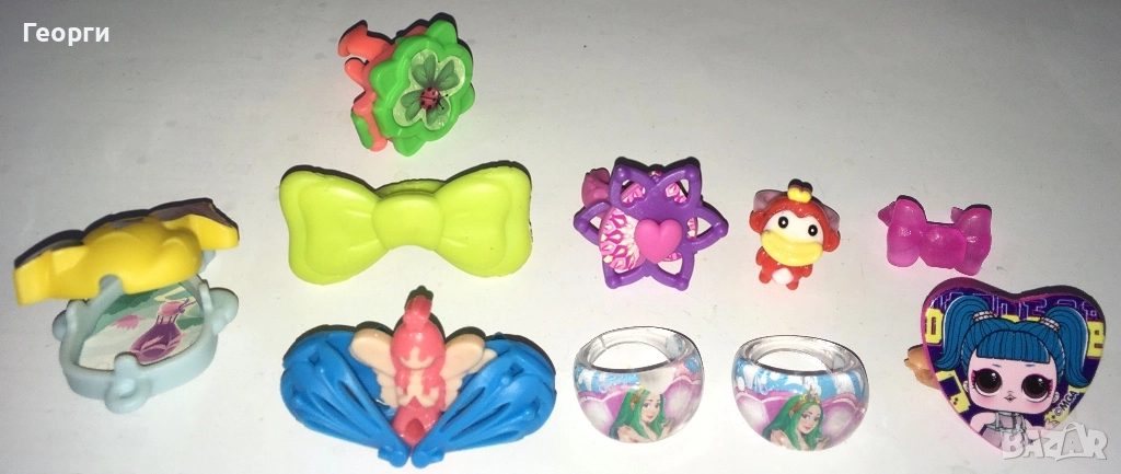 Лот малки пръстенчета и аксесоари за момиче на Киндер и други от Италия., снимка 1