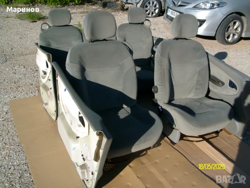 Продавам Салон за Рено Сценик 1999 - 2003 г. + кори врати и дръжки врати+подарък 5бр. гумени стелки , снимка 1