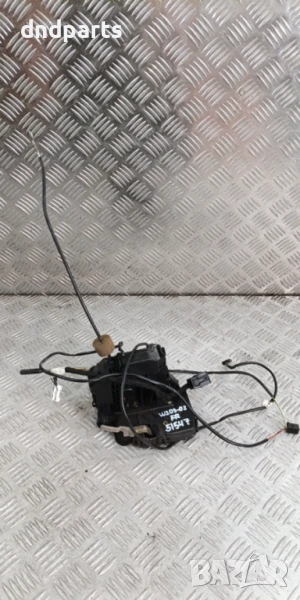 Брава врата Mercedes C-Class W203 2002г.(предна дясна)	, снимка 1