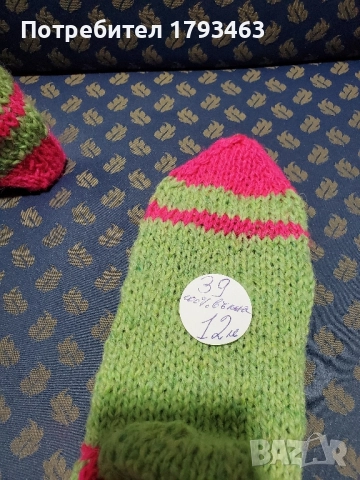 Ръчно плетени дамски чорапи от вълна, размер 39, снимка 3 - Дамски чорапи - 51516138