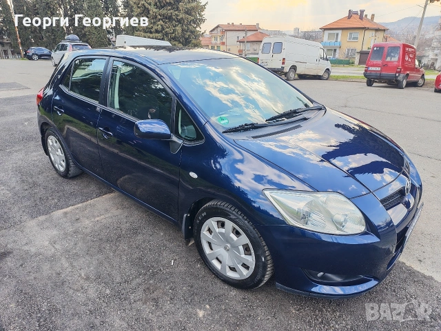 Тойота аурис 1.6 LPG