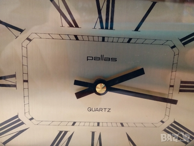 Месингов настолен часовник Pallas Quartz, снимка 3 - Антикварни и старинни предмети - 52973310