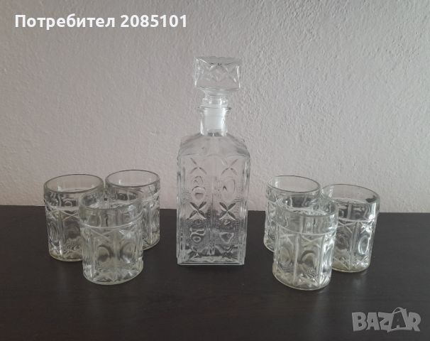 Гарафа с чаши, снимка 1 - Антикварни и старинни предмети - 46286886