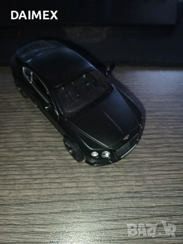Bentley Continental V8 - мащаб 1:36, снимка 4 - Колекции - 53969806