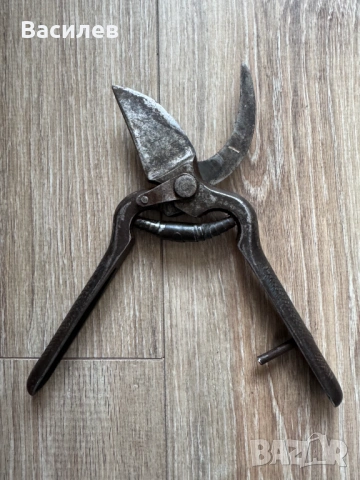 Български лозарски градински ножици Велико Търново, снимка 3 - Други инструменти - 53469852