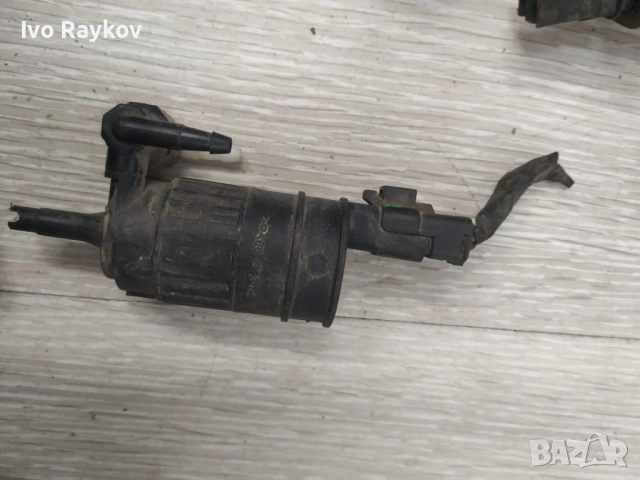 Помпа за чистачки V46080012 , Renault Kangoo 